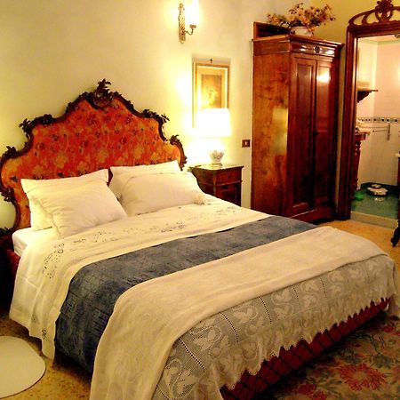 B&B Atmosfere Del Centro Storico Неаполь Экстерьер фото