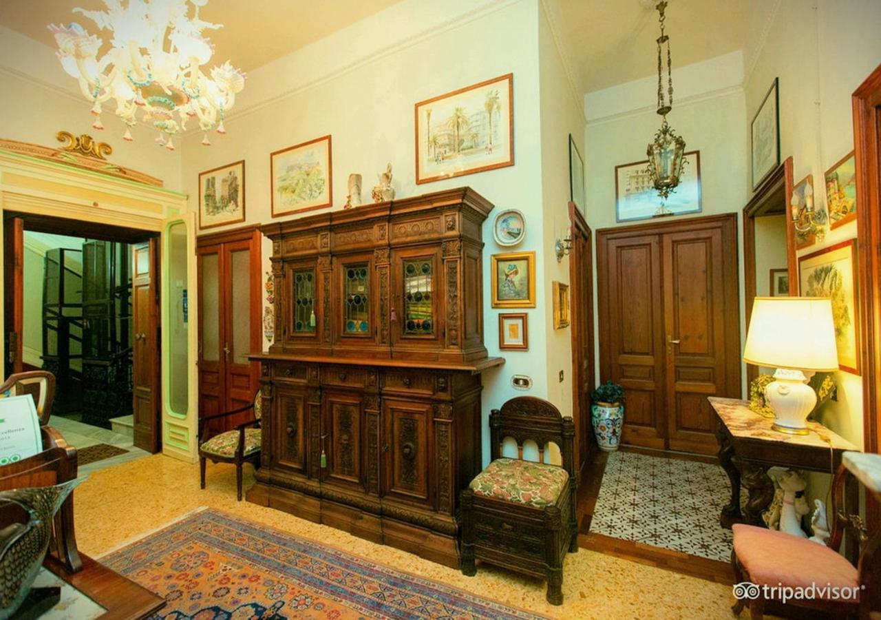 B&B Atmosfere Del Centro Storico Неаполь Экстерьер фото