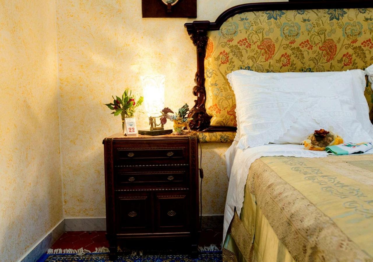 B&B Atmosfere Del Centro Storico Неаполь Экстерьер фото